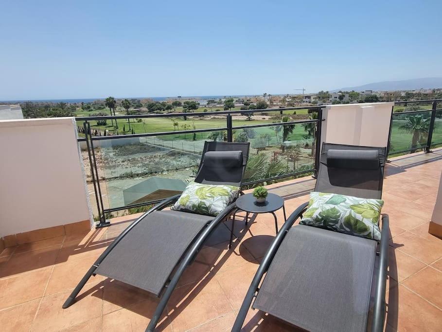 Toyo Alcazaba Suites Gran Terraza Y Vistas, 2Hab, Piscina Y Garaje Retamar  Exterior photo